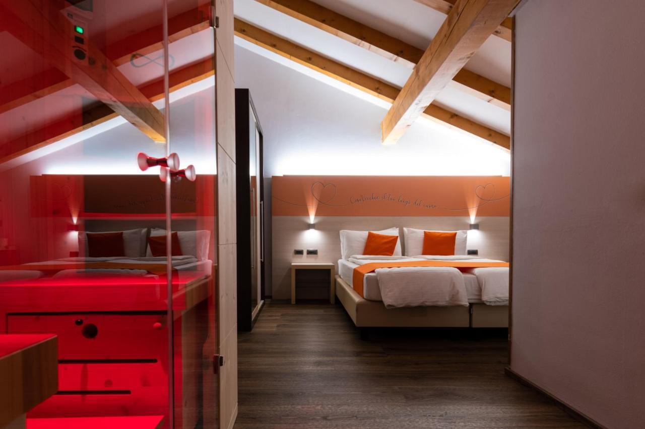 Albergo Casavecchia Tiarno di Sopra Екстер'єр фото