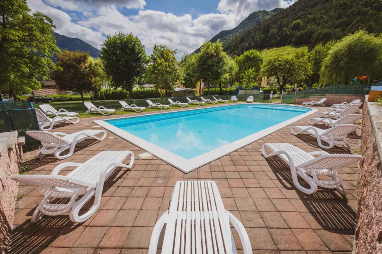 Albergo Casavecchia Tiarno di Sopra Екстер'єр фото