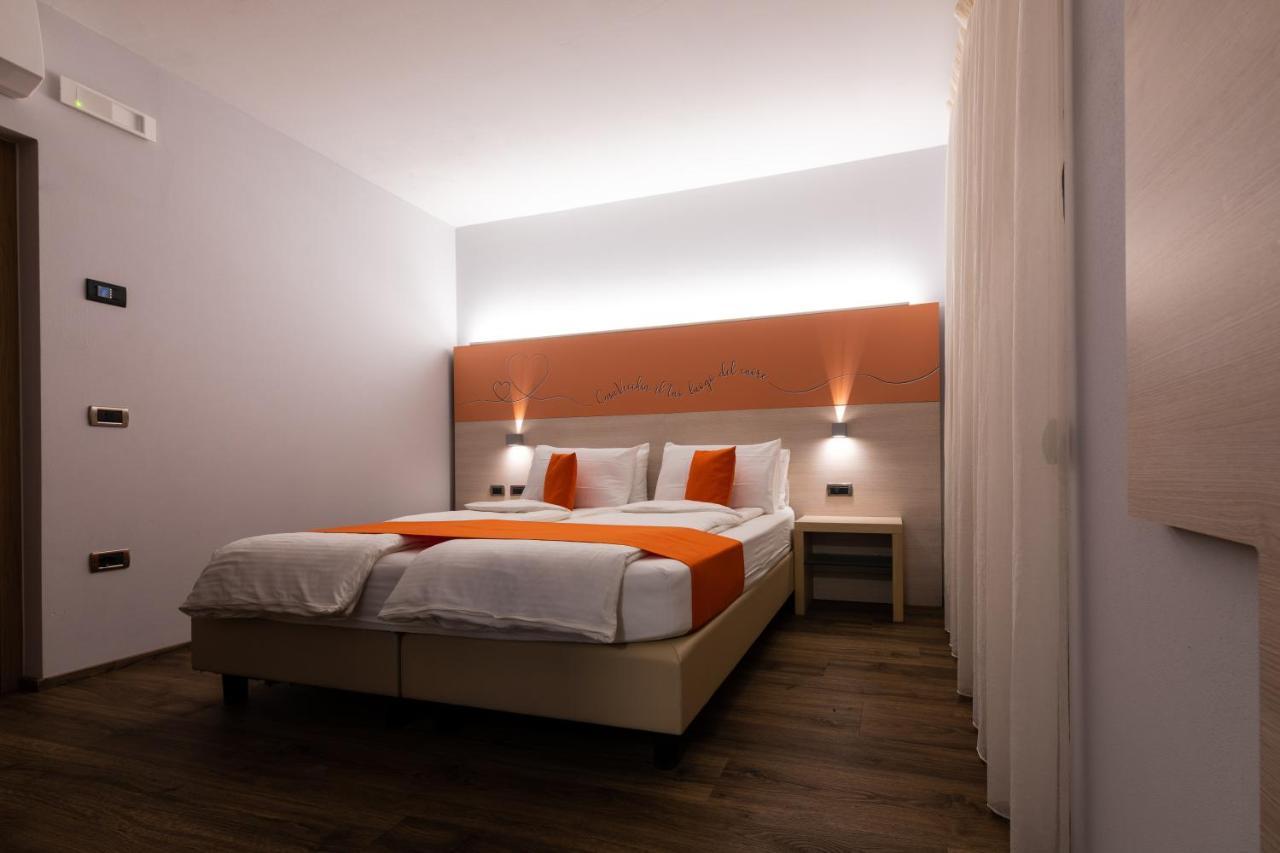 Albergo Casavecchia Tiarno di Sopra Екстер'єр фото
