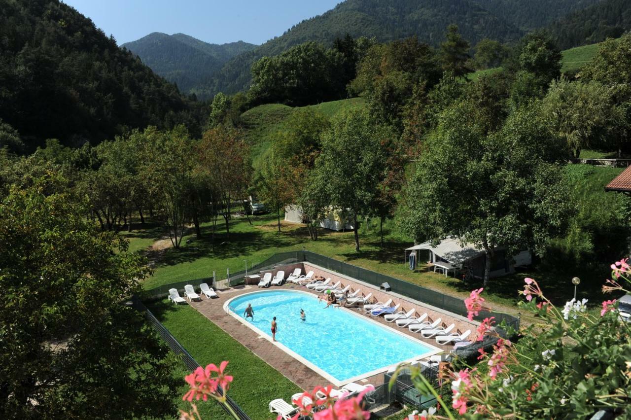 Albergo Casavecchia Tiarno di Sopra Екстер'єр фото