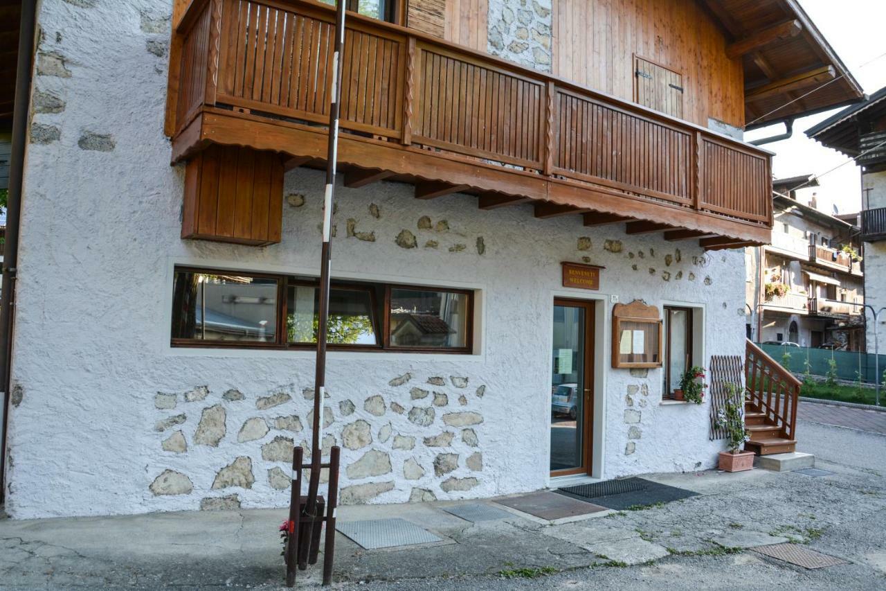 Albergo Casavecchia Tiarno di Sopra Екстер'єр фото