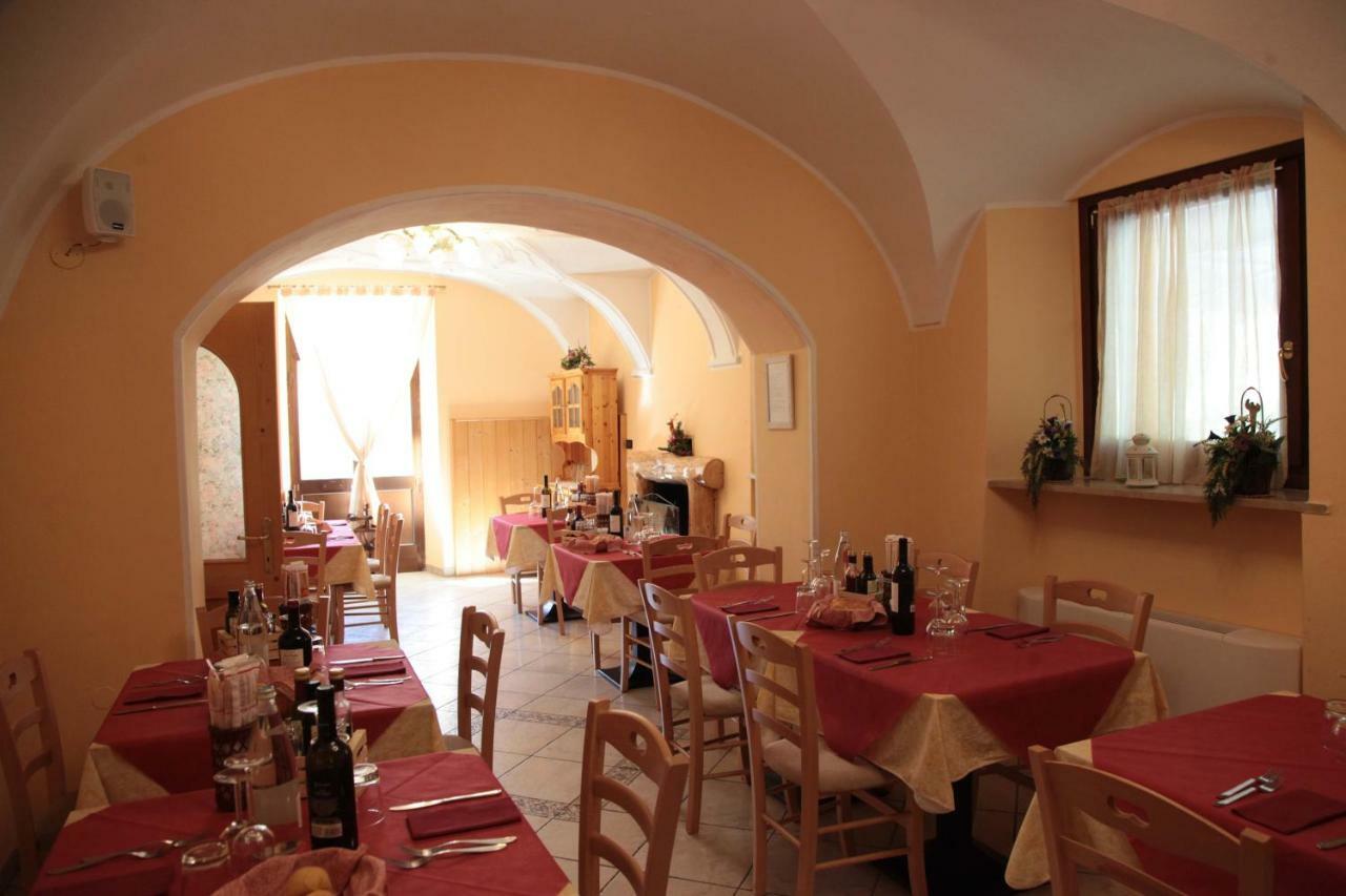 Albergo Casavecchia Tiarno di Sopra Екстер'єр фото